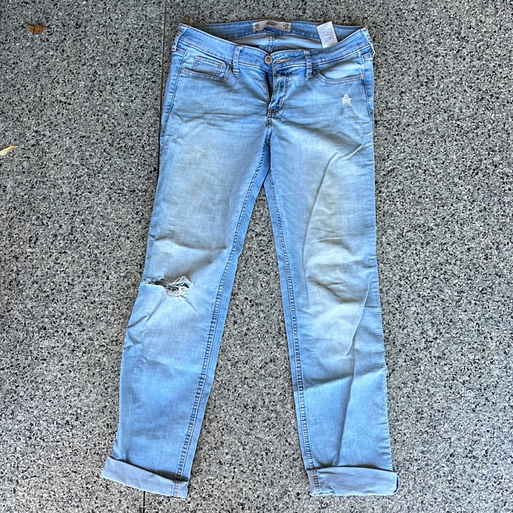 Hollister Skinny size 29/9r